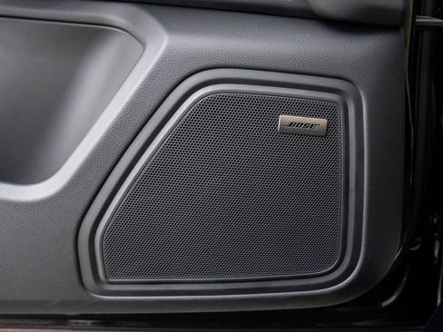 New 2026 Porsche Macan image 19