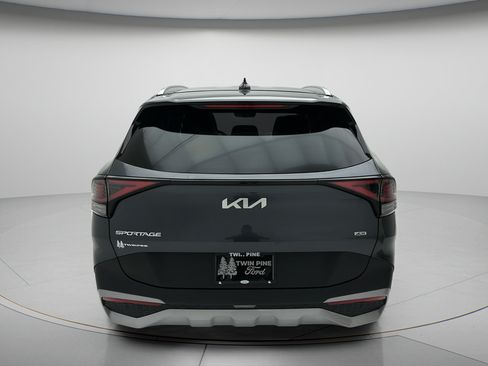Used 2023 Kia Sportage EX AWD/4WD image 4