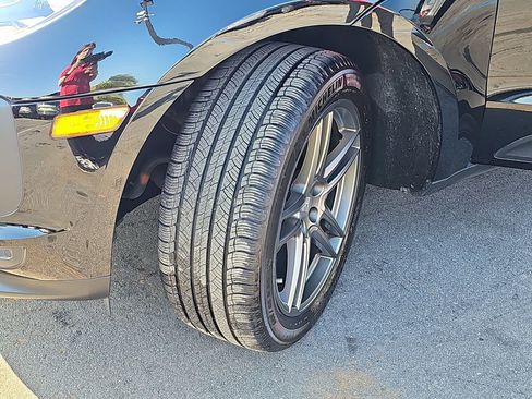 Used 2019 Porsche Macan image 37