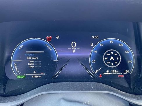 Used 2025 Toyota Sienna XSE image 20