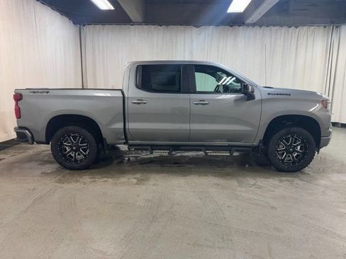New 2026 Chevrolet Silverado 1500 RST w/ Dark Appearance Package AWD/4WD image 3
