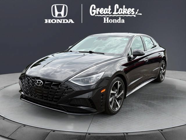 Used 2023 Hyundai Sonata SEL Plus w/ Preferred Accessory Package FWD image 2