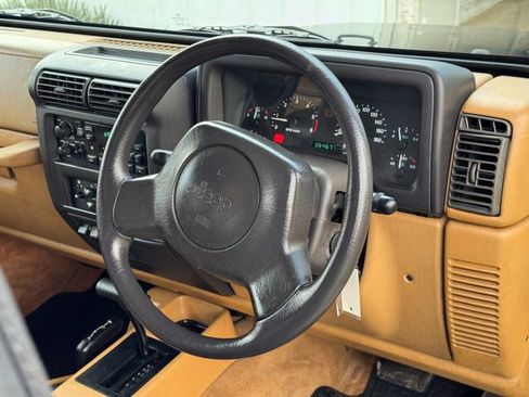 Used 1997 Jeep Wrangler Sahara image 25