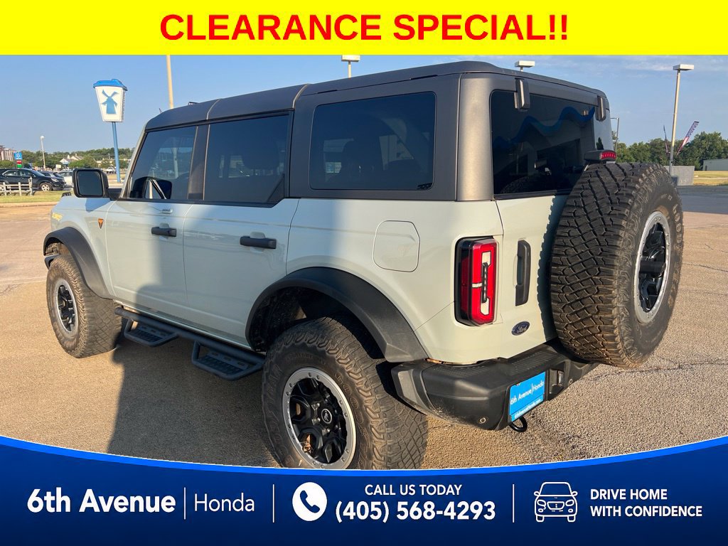 Used 2023 Ford Bronco Badlands w/ Sasquatch Package AWD/4WD image 7