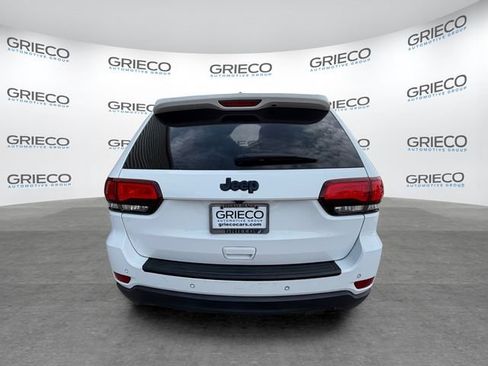 Used 2019 Jeep Grand Cherokee Laredo RWD image 6