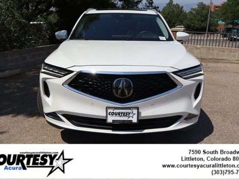 Used 2024 Acura MDX SH-AWD w/ Advance Package image 2