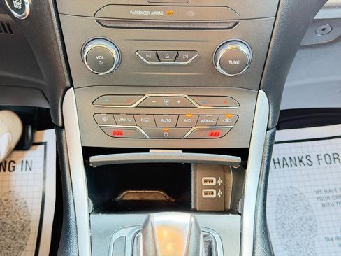 Used 2016 Ford Edge SEL w/ Equipment Group 201A AWD/4WD image 69