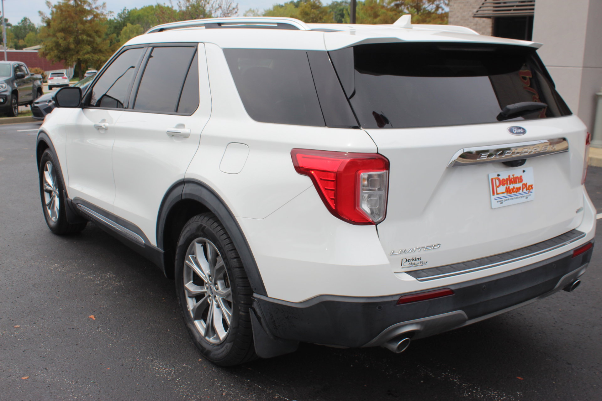 Used 2020 Ford Explorer Limited RWD image 8