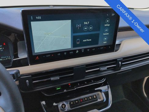 Used 2023 Lincoln Corsair AWD image 30