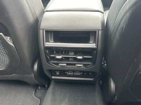 Used 2024 Jeep Grand Cherokee Limited 4xe image 19