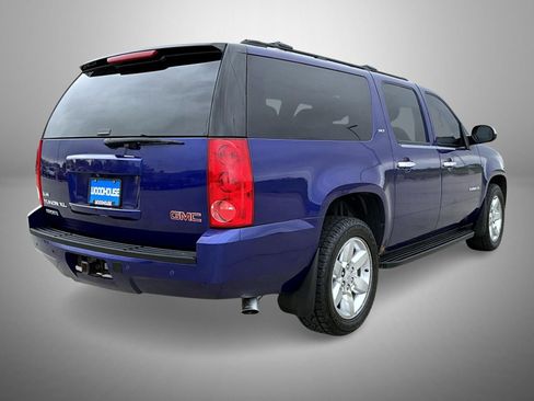 Used 2010 GMC Yukon XL SLT w/ SLT Chrome Package AWD/4WD image 5