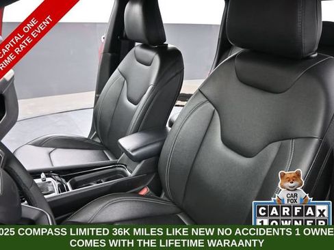 Used 2025 Jeep Compass Limited AWD/4WD image 13