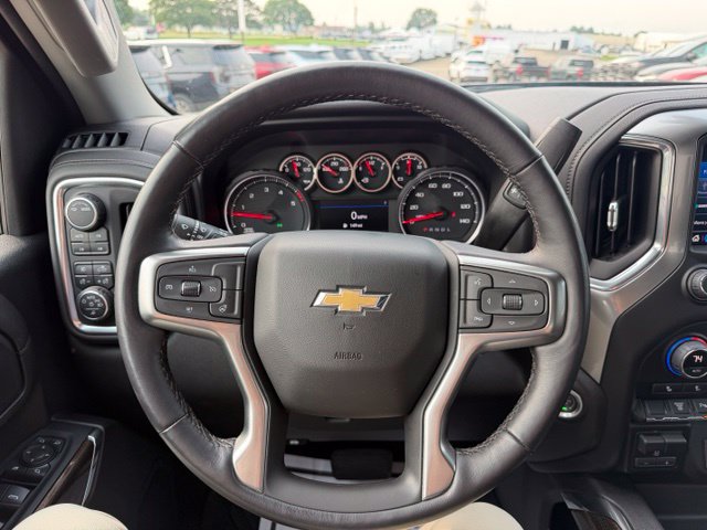 Used 2022 Chevrolet Silverado 2500 LT w/ Convenience Package AWD/4WD image 22
