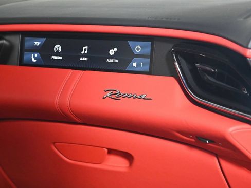 Used 2022 Ferrari Roma RWD image 28