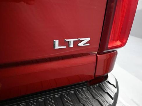 Used 2023 Chevrolet Silverado 3500 LTZ w/ LTZ Convenience Package AWD/4WD image 5