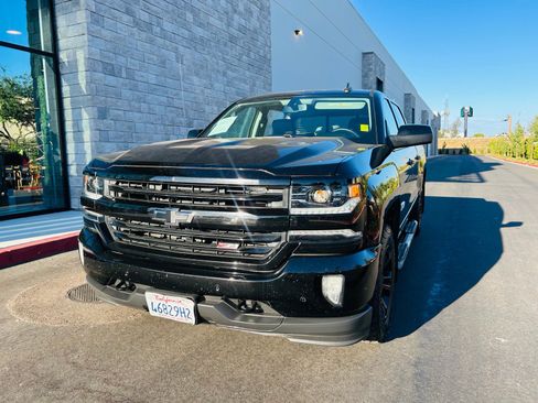 Used 2017 Chevrolet Silverado 1500 LTZ Z71 w/ Midnight Edition AWD/4WD image 3