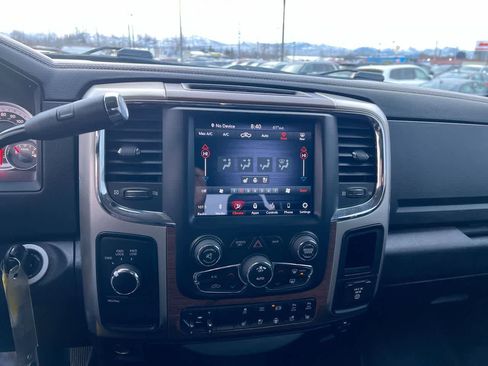 Used 2018 RAM 2500 Laramie AWD/4WD image 18