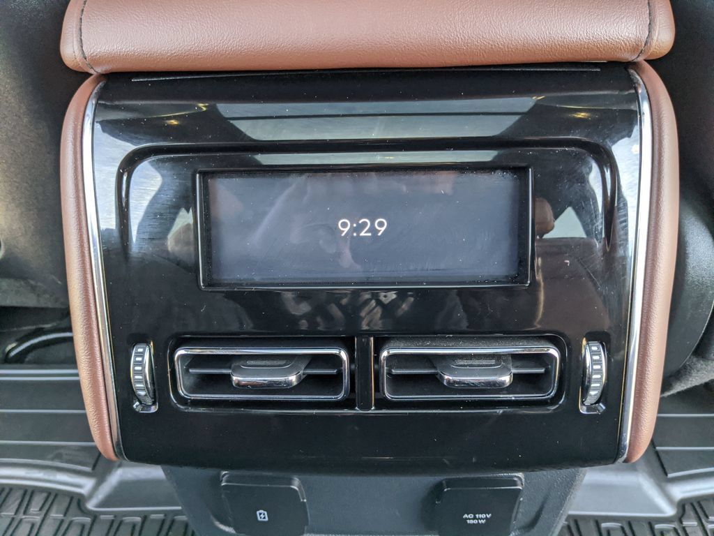 Used 2025 Lincoln Aviator Reserve AWD/4WD image 17