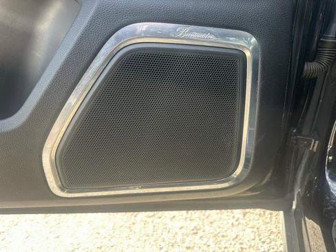 Used 2015 Porsche Macan Turbo image 24