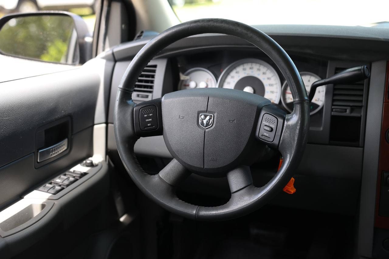 Used 2005 Dodge Durango SLT RWD image 27