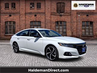 Used 2022 Honda Accord Sport image 1