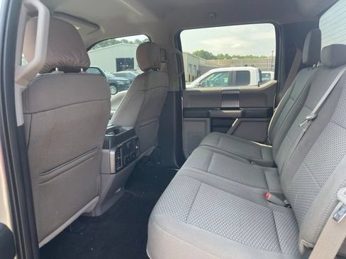 Used 2018 Ford F250 XLT w/ XLT Premium Package AWD/4WD image 11
