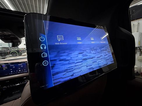 New 2026 Chevrolet Tahoe High Country image 24