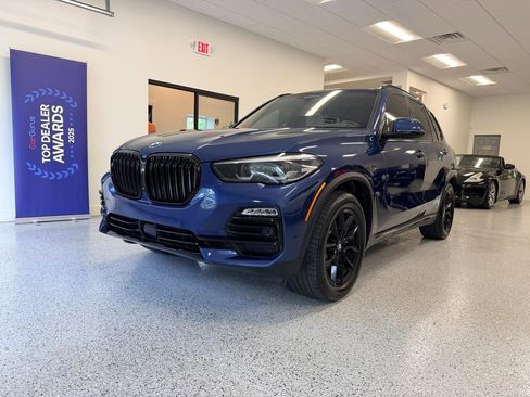 Used 2021 BMW X5 sDrive40i w/ Premium Package RWD image 3