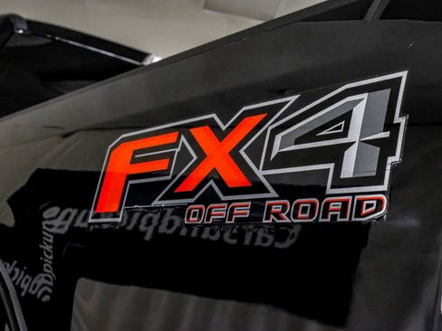 Used 2019 Ford F250 Lariat w/ Lariat Ultimate Package image 46