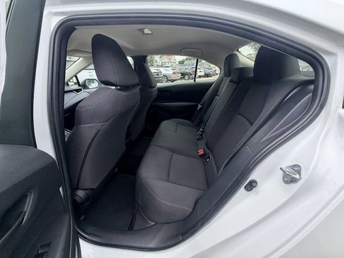 Used 2022 Toyota Corolla LE FWD image 47