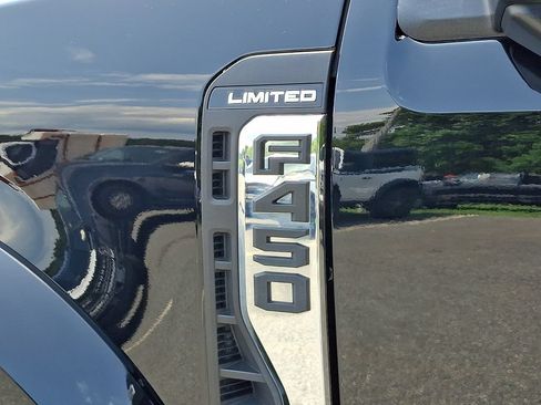 Used 2024 Ford F450 Limited w/ FX4 Off-Road Package AWD/4WD image 32