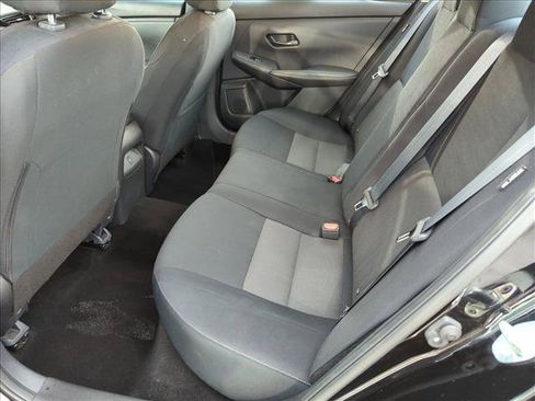 Used 2024 Nissan Sentra SV FWD image 18