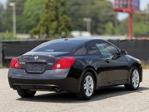 Used 2013 Nissan Altima 2.5 S w/ Premium Pkg FWD image 9