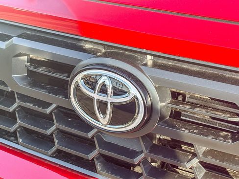 New 2026 Toyota Tacoma TRD Off-Road w/ TRD Off Road Upgrade Package AWD/4WD image 10