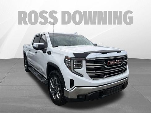Used 2025 GMC Sierra 1500 SLT w/ SLT Premium Package RWD image 3