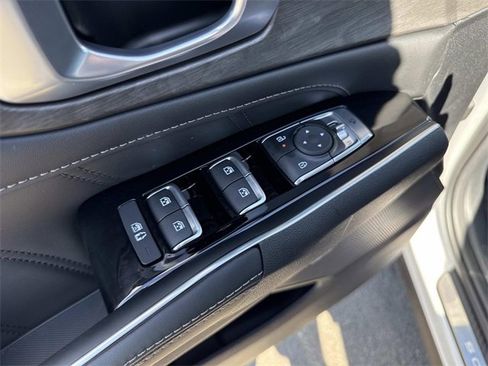 New 2026 Kia Sorento SX image 12