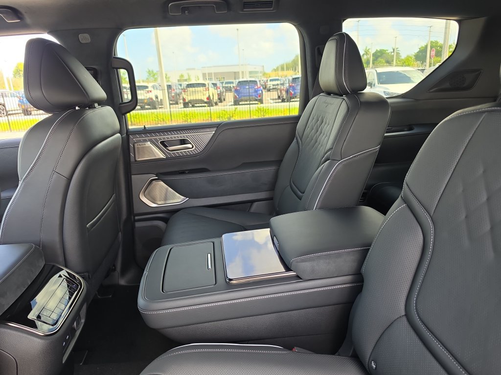New 2027 INFINITI QX80 Autograph w/ Premium Cargo Package AWD/4WD image 11