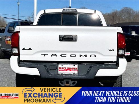 Used 2019 Toyota Tacoma SR w/ SR Convenience Package image 4