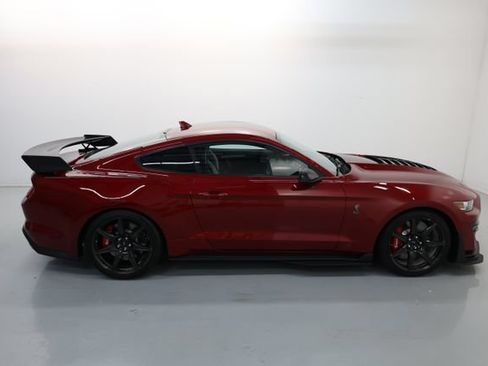 Used 2020 Ford Mustang Shelby GT500 w/ Carbon Fiber Track Pack RWD image 65