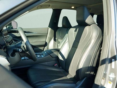 Used 2023 INFINITI QX60 Pure image 46