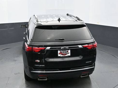 Used 2023 Chevrolet Traverse Premier image 31