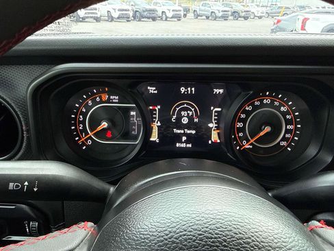 Used 2025 Jeep Gladiator Rubicon AWD/4WD image 23
