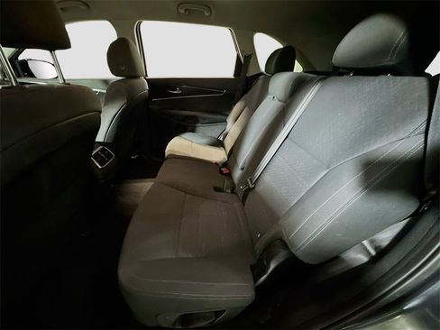 Used 2020 Kia Sorento S image 24