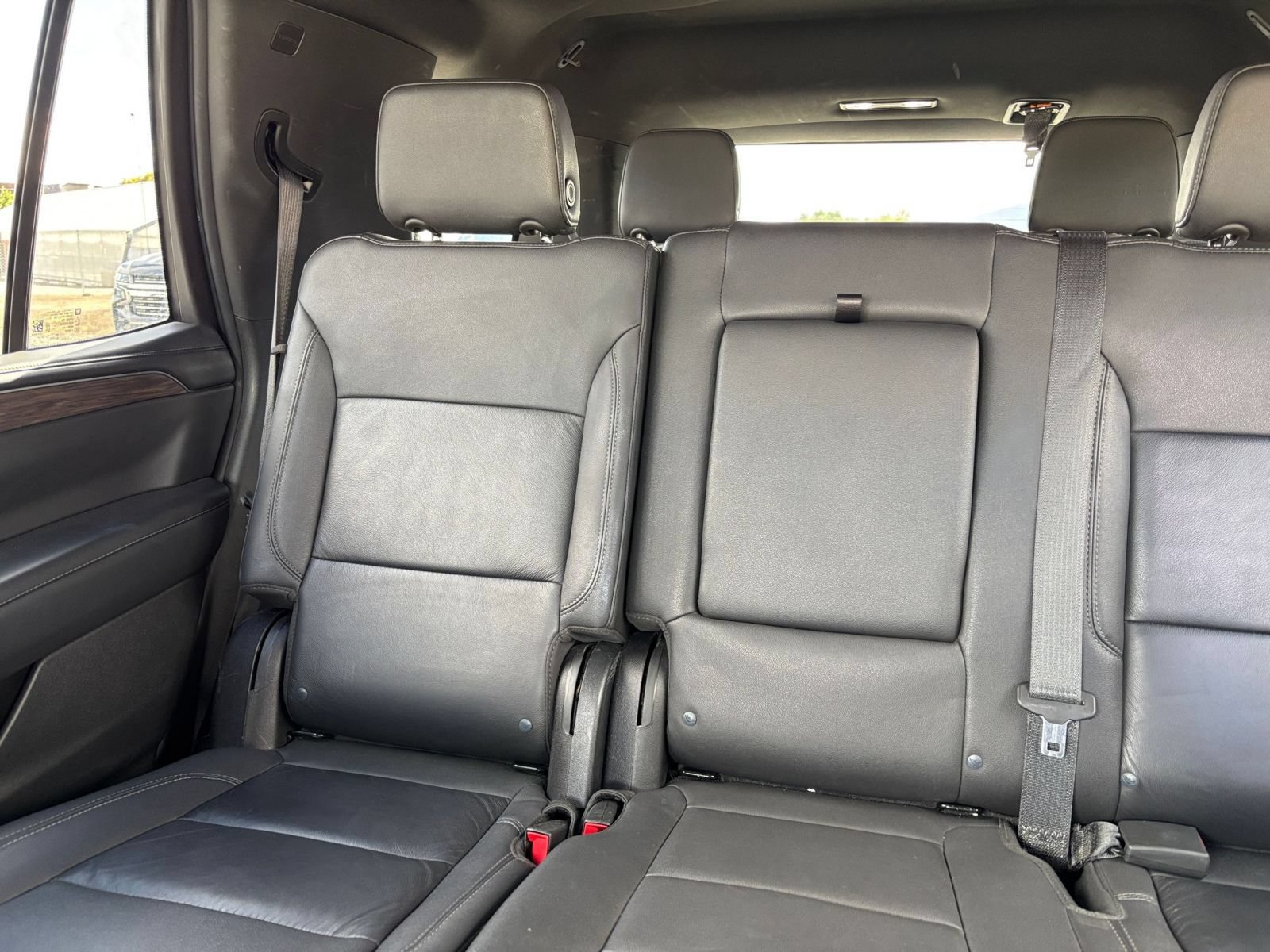 Used 2023 Chevrolet Tahoe LT w/ Luxury Package AWD/4WD image 41