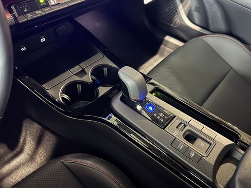 New 2026 Toyota Prius Plug-In Hybrid FWD image 26