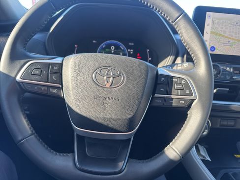 Certified 2025 Toyota Grand Highlander AWD Hybrid image 15