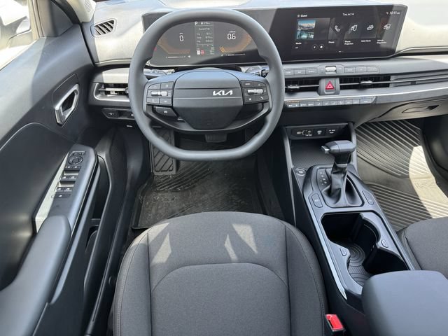 New 2026 Kia K4 FWD image 18