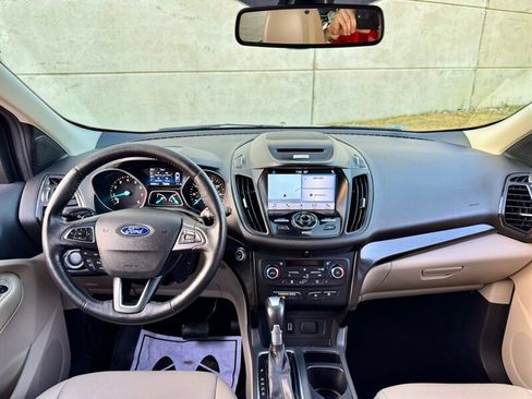 Used 2017 Ford Escape Titanium AWD/4WD image 14