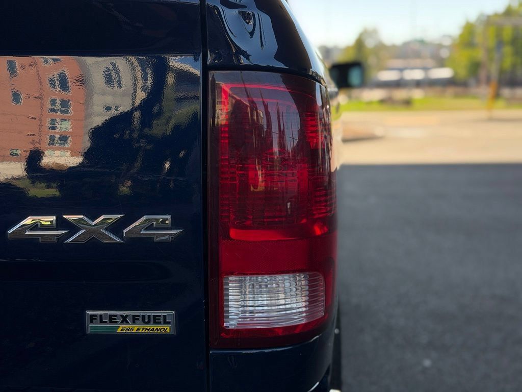Used 2012 RAM 1500 Classic SLT w/ Popular Equipment Group AWD/4WD image 15