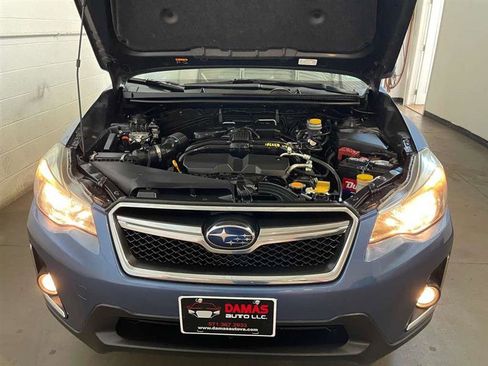 Used 2017 Subaru Crosstrek 2.0i Premium image 78